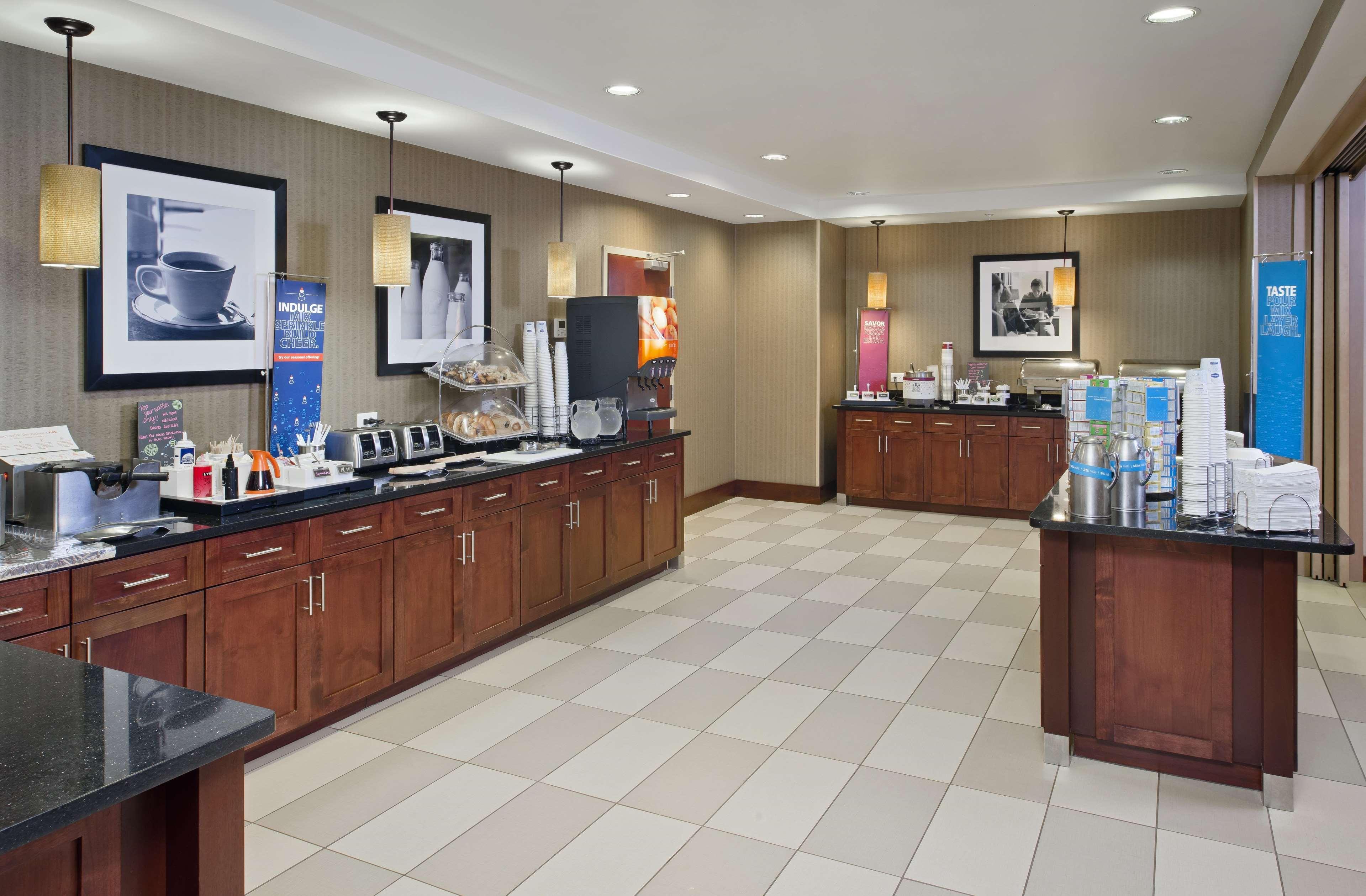 Hampton Inn & Suites Ocean City Bayfront-Convention Center Bagian luar foto