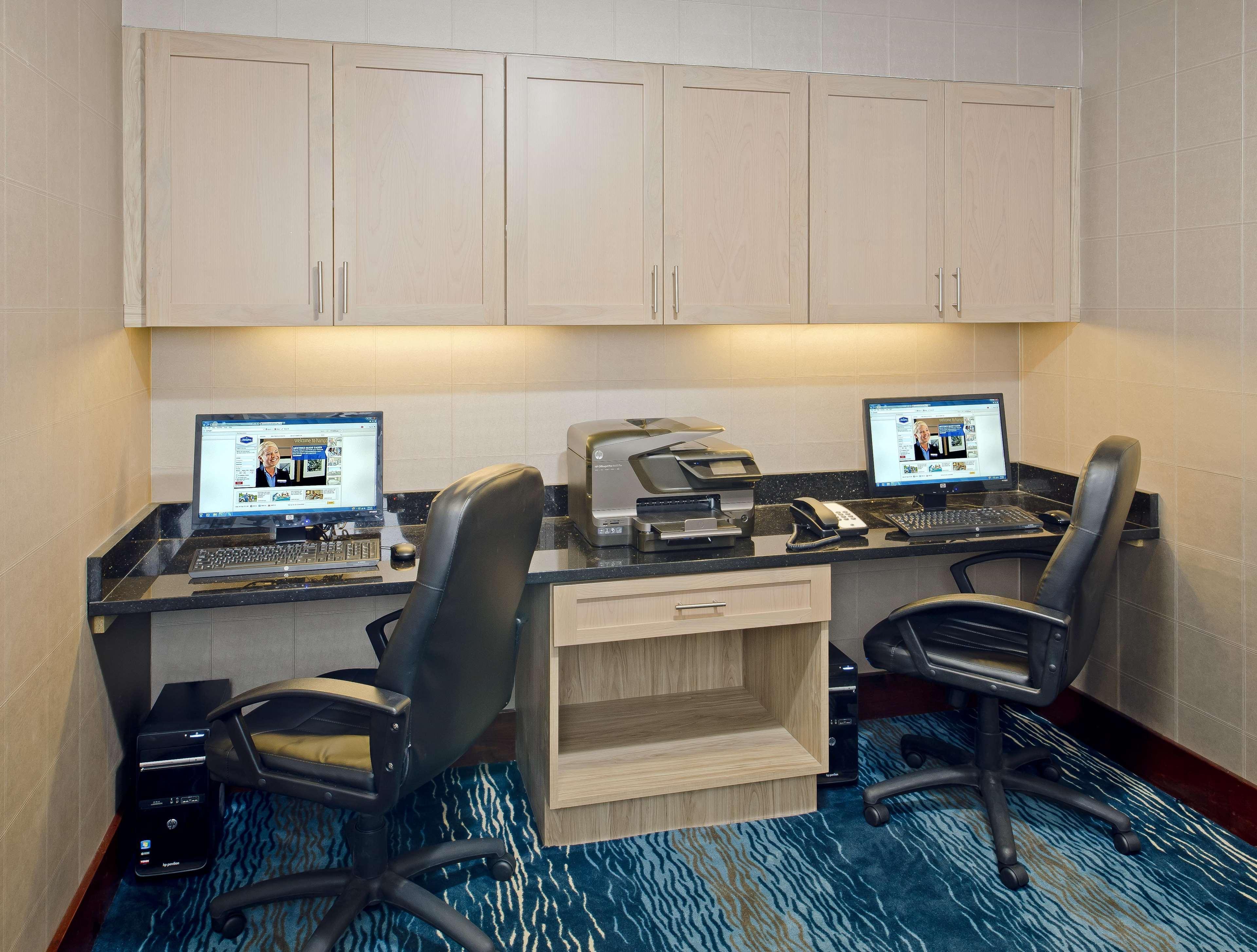 Hampton Inn & Suites Ocean City Bayfront-Convention Center Fasilitas foto