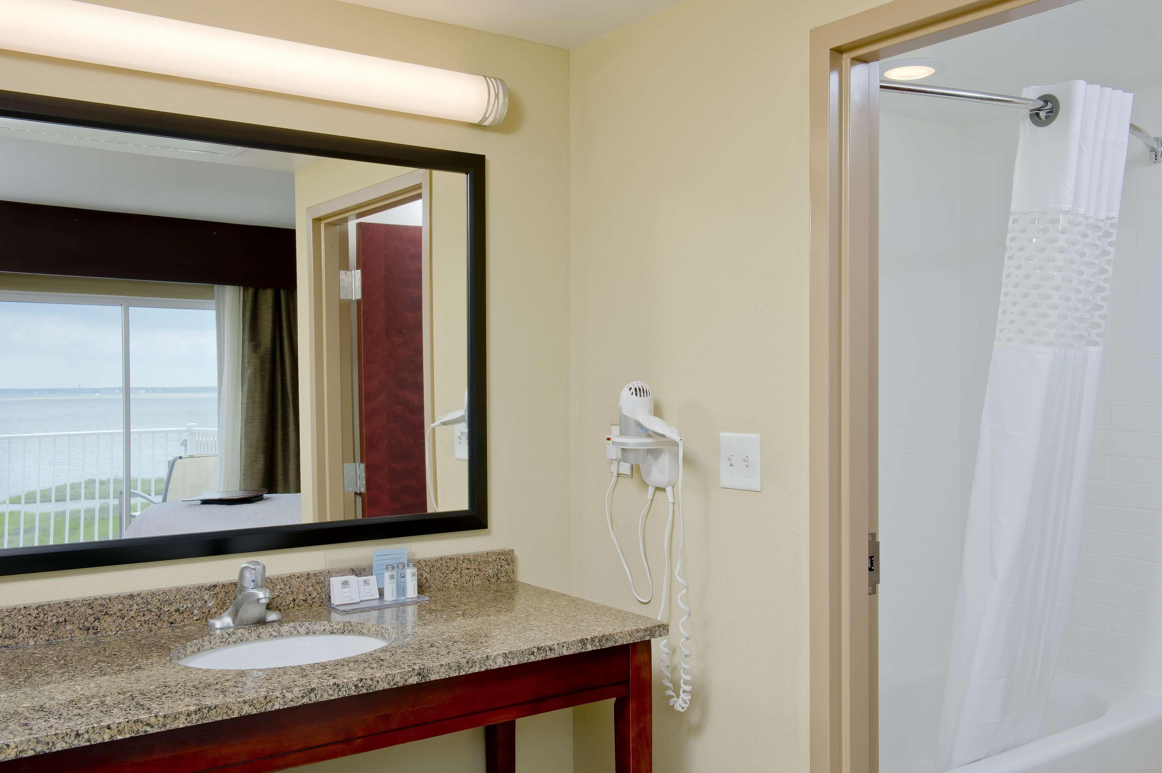 Hampton Inn & Suites Ocean City Bayfront-Convention Center Bagian luar foto