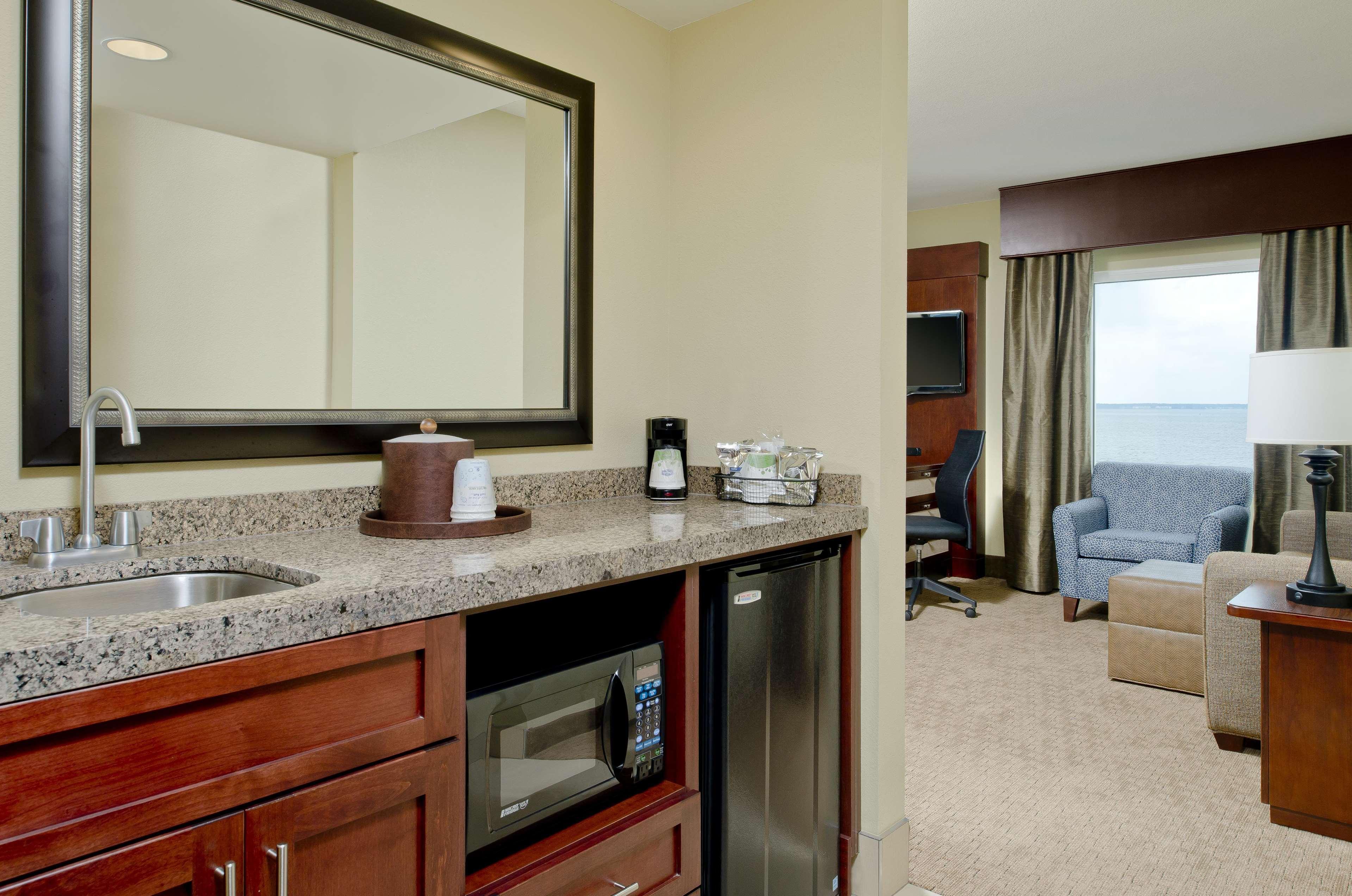 Hampton Inn & Suites Ocean City Bayfront-Convention Center Ruang foto